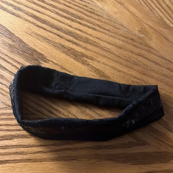 Women’s Sequin Headband 1.5” - Square Sequins & Gauze / Mesh Elastic Headband - Picture 5 of 6